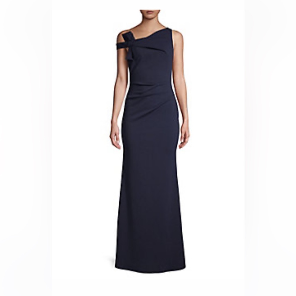 QUIZ
One-Shoulder Side Bow Evening Gown